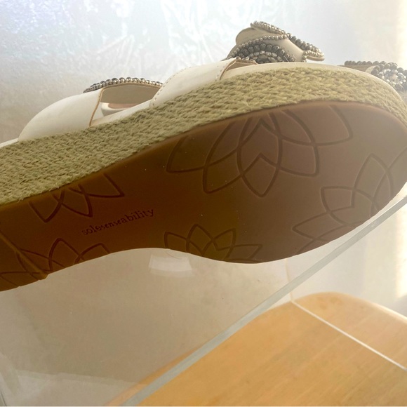 Ladies shoes new - Picture 3 of 3